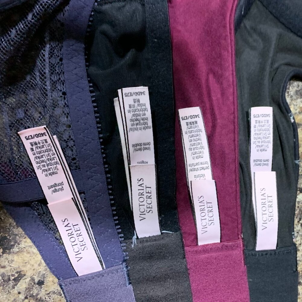 collection of 4 Victoria Secret bras size 34DD & a insulated black/pink bag - Picture 3 of 5
